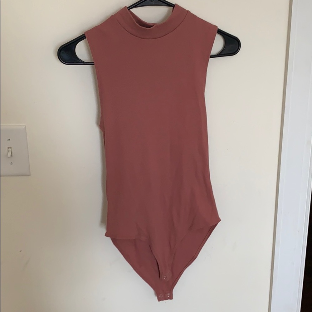 One piece forever 21 top M